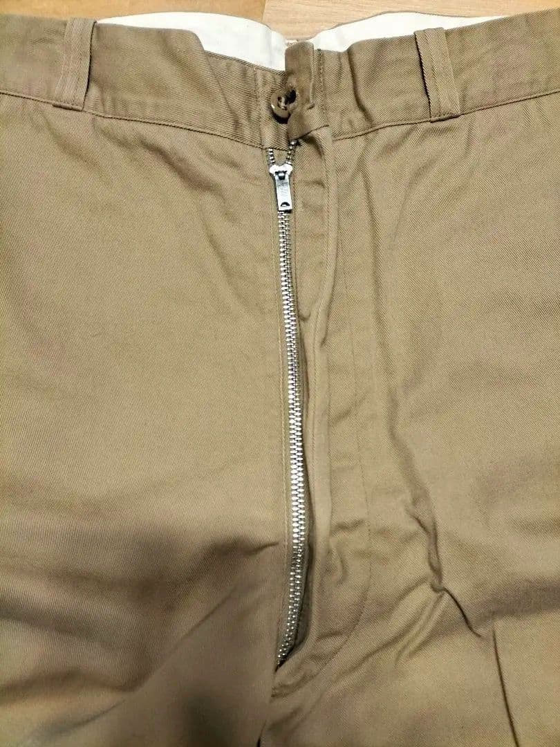 60s USMC（米海兵隊）カーキ・チノパンツ アルミジップ　W33表記