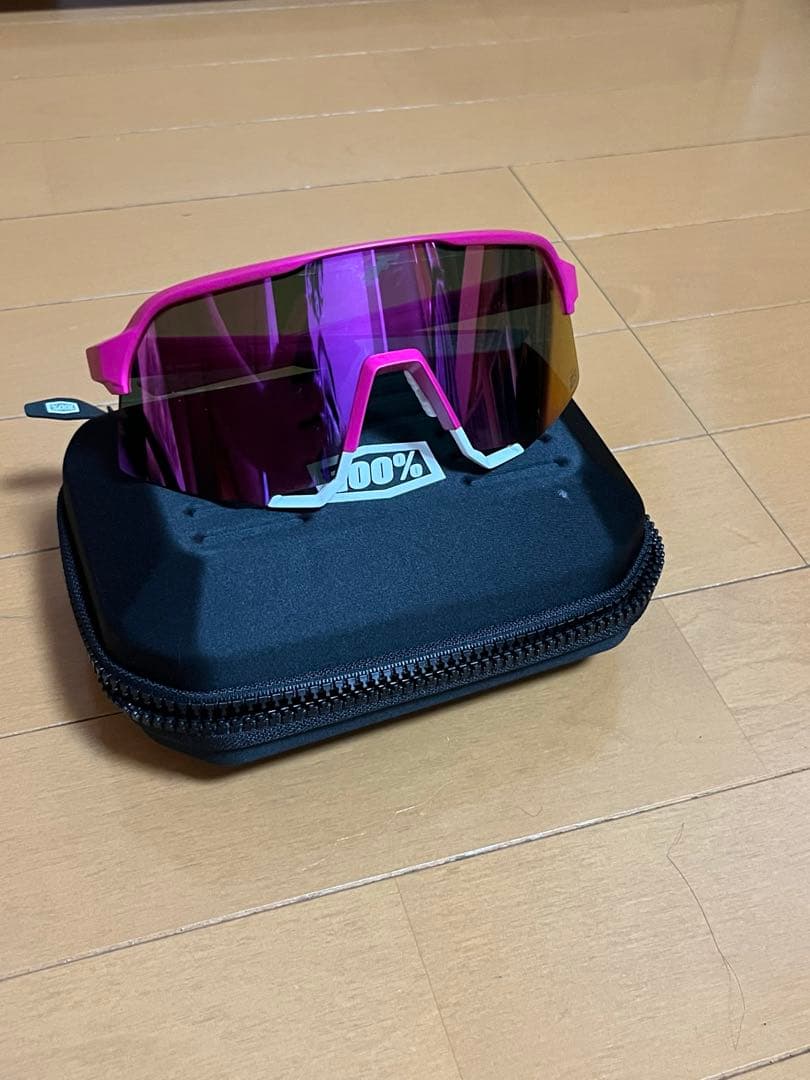 100%タティスJrモデルサングラス