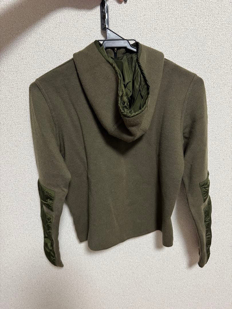 Archive PRADA オリーブ ハーフジップ フリースパーカー