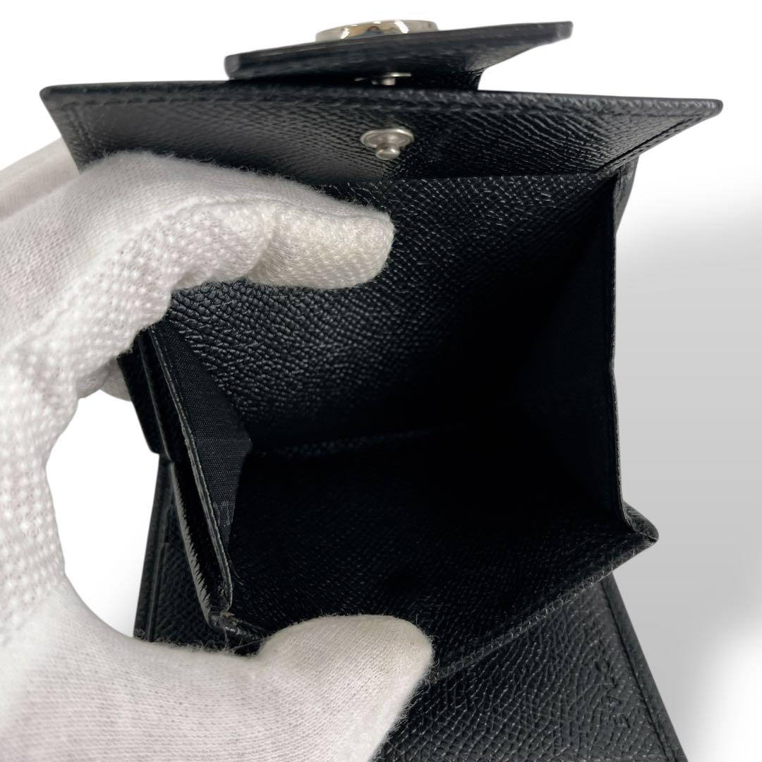 正規品　美品　ブルガリ　二つ折り財布　コンパクトウォレット　ブラック　レザー