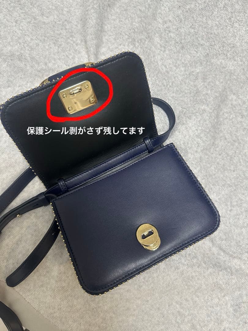 【土日限定】フェラガモ　ショルダーバッグ