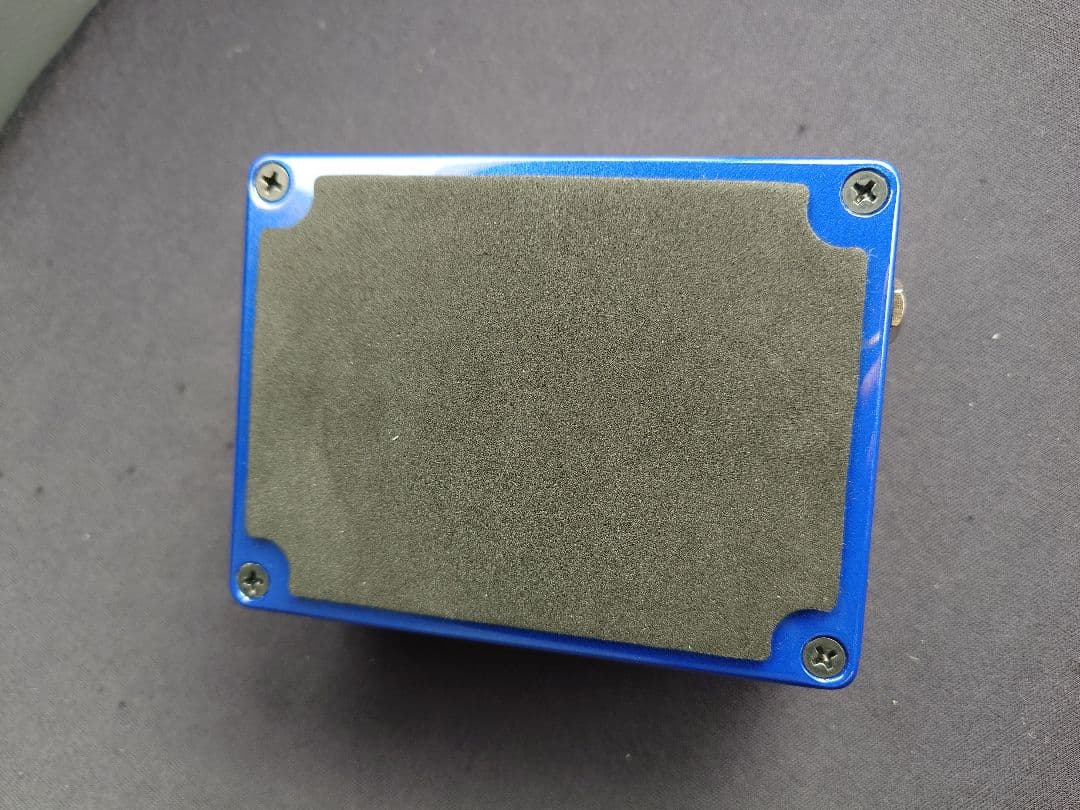 プレイテック　ベースプリアンプ　Navy Stomp