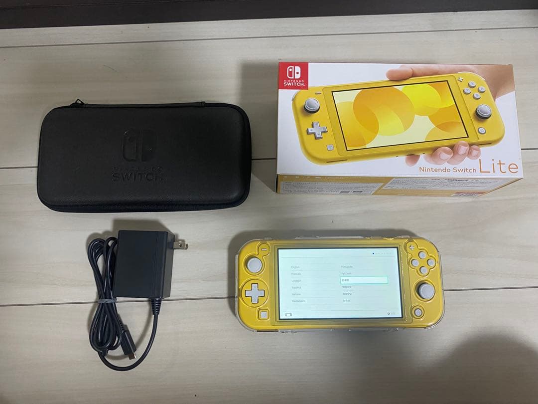 【美品】Nintendo Switch Lite イエロー 充電器 ケース付き