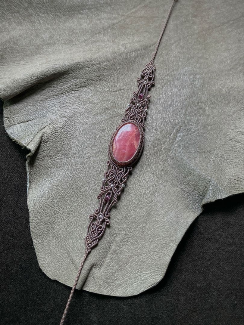 インカローズ　マクラメブレスレット