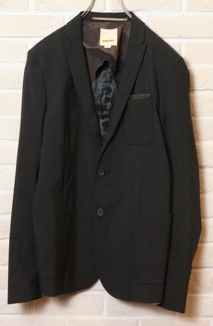 美品DIESEL(ディーゼル)スカル刺繍 メンズ セットアップ(スーツ)M