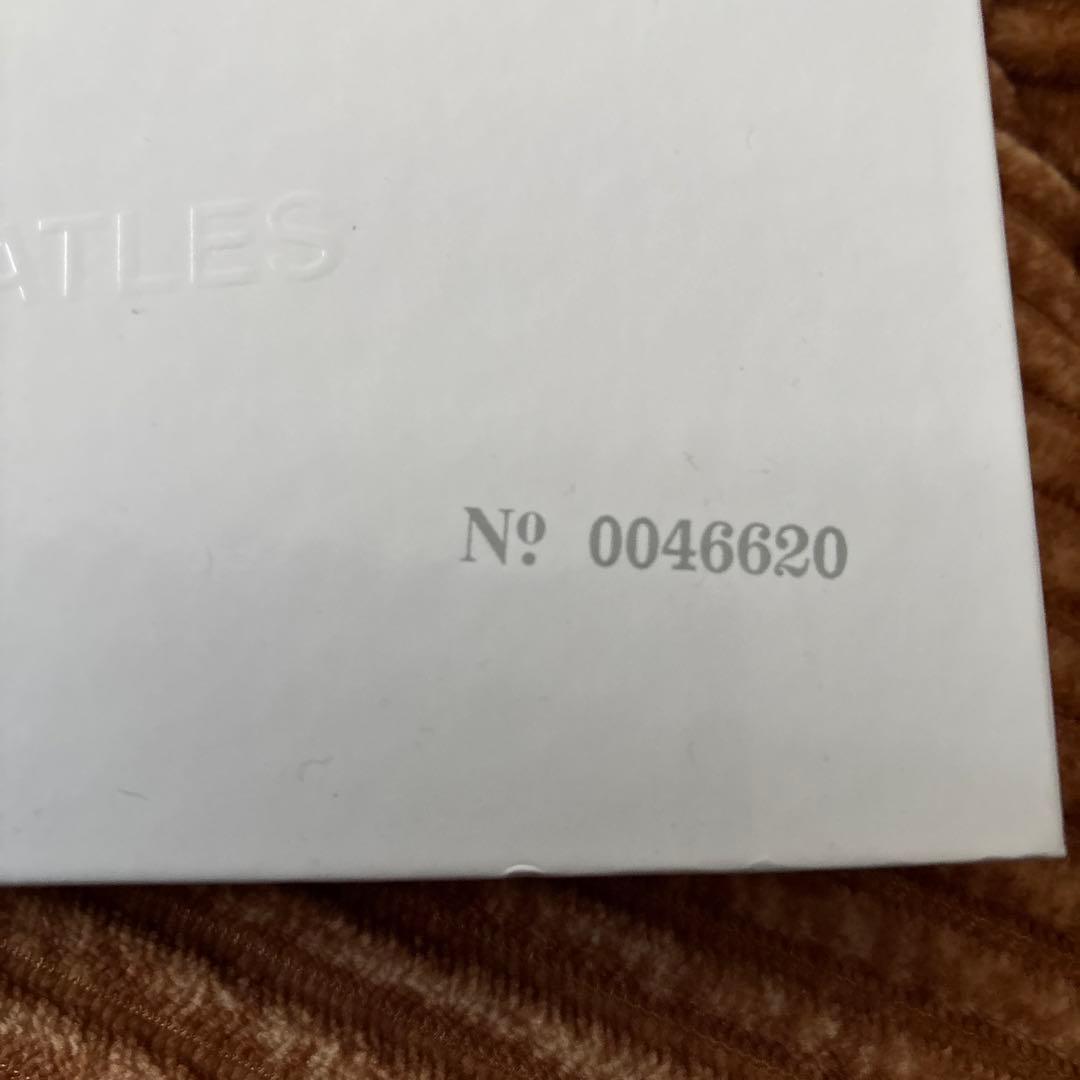 BEATLES ホワイトアルバム　スーパーデラックスエディション