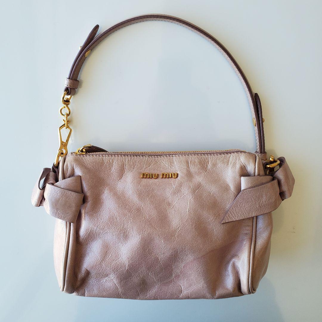 ミュウミュウ　ミニバッグ　本革