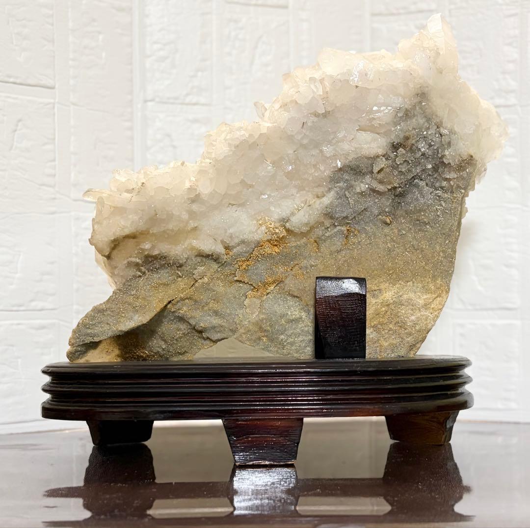 特大水晶クラスター　原石置物　約7kg 台座付き