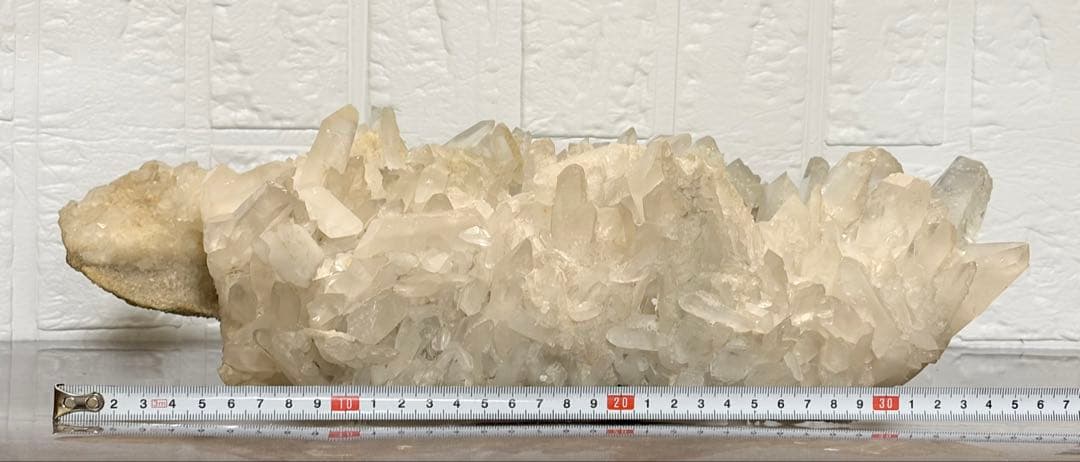 特大水晶クラスター　原石置物　約7kg 台座付き