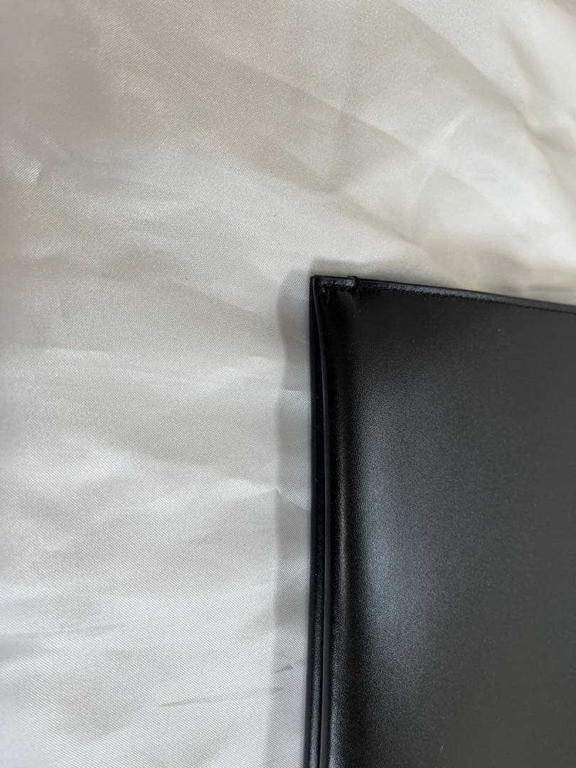 ほぼ新品　SAINT LAURENT　サンローラン モノグラム クラッチバッグ