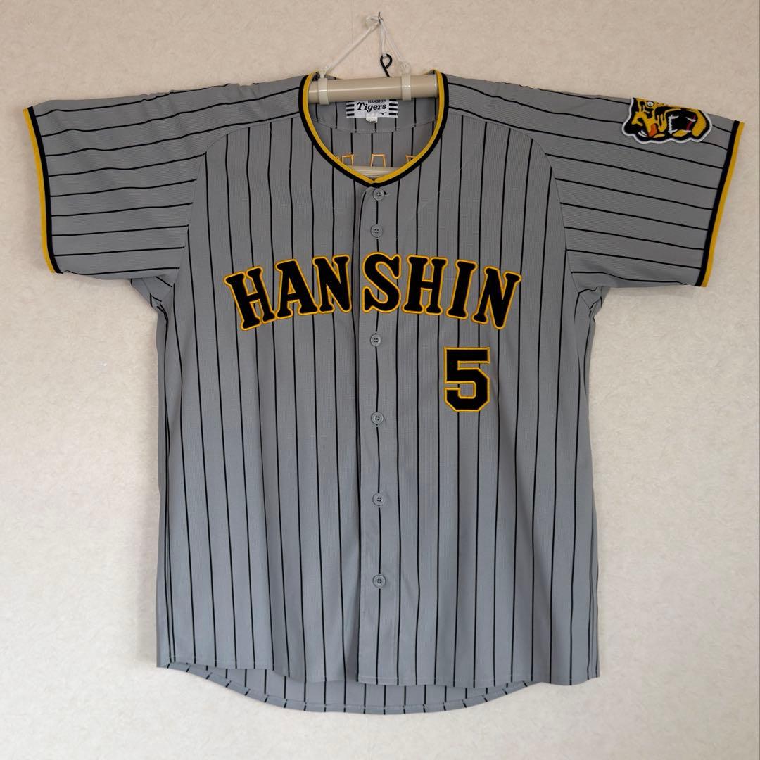 阪神タイガース 2022-24 ビジターユニフォーム 近本 Oサイズ
