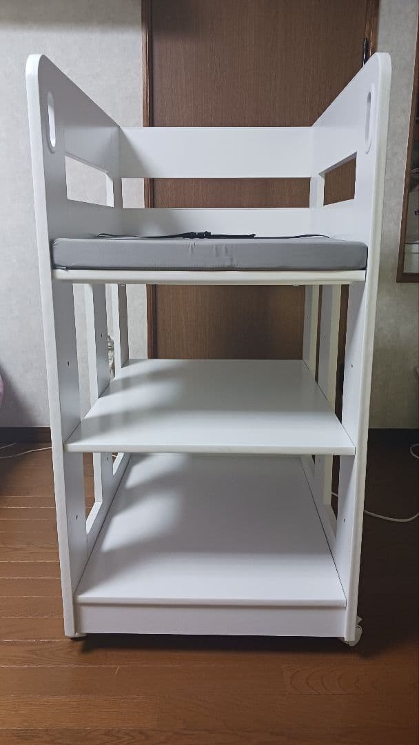 新品未使用　ニトリ　オムツ替え台