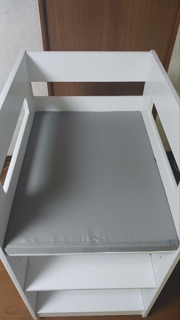 新品未使用　ニトリ　オムツ替え台