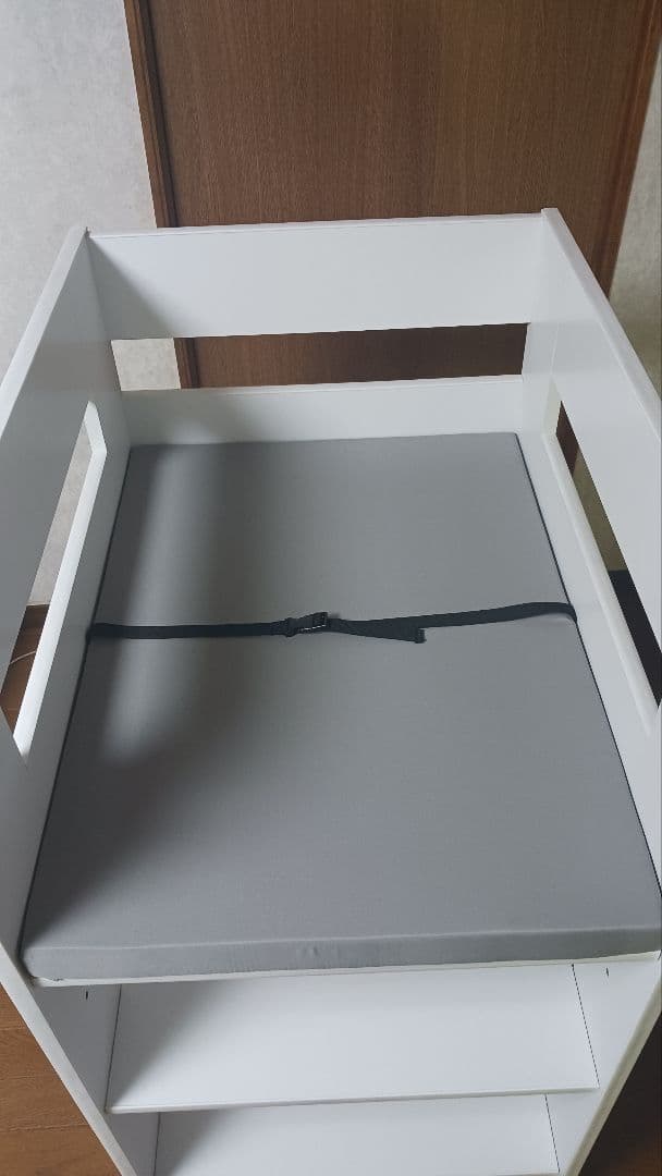 新品未使用　ニトリ　オムツ替え台