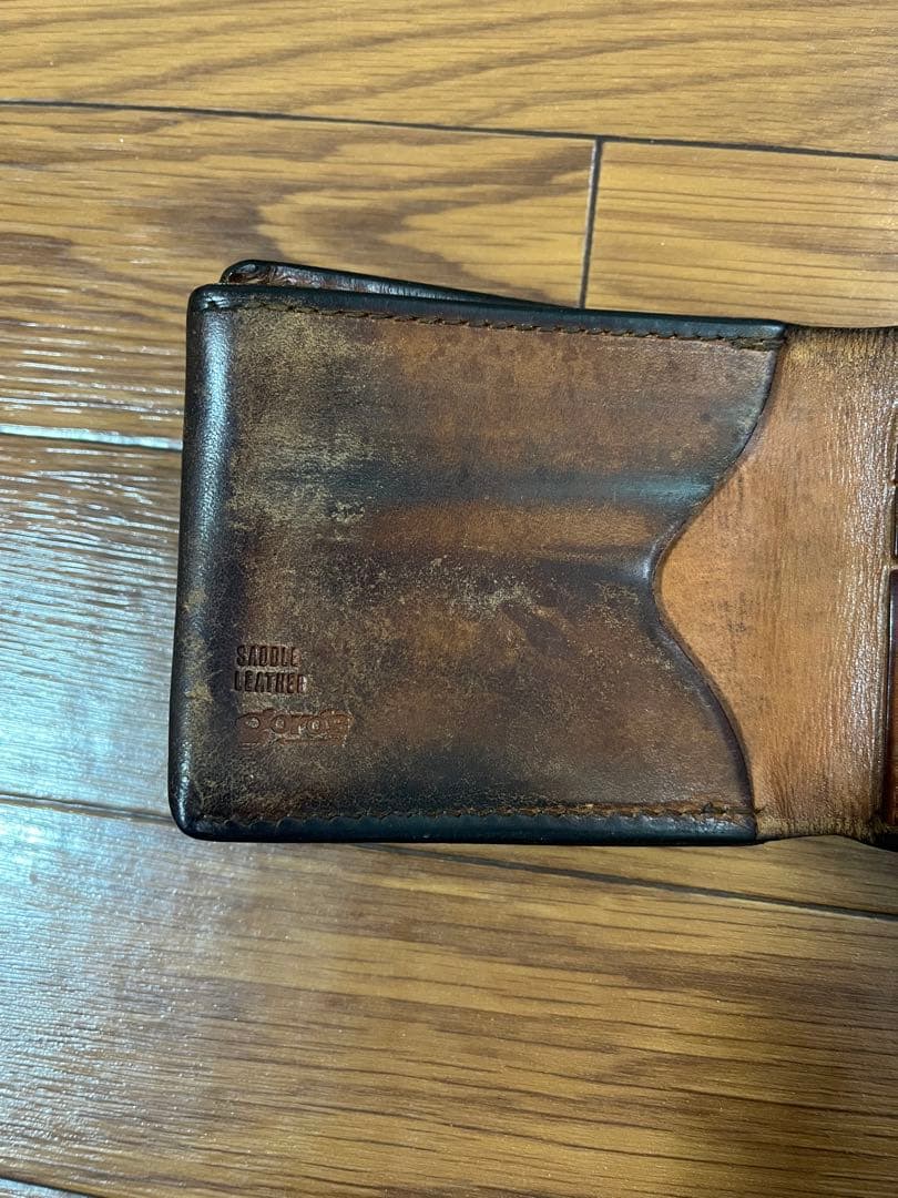 ゴローズ　二つ折り　財布