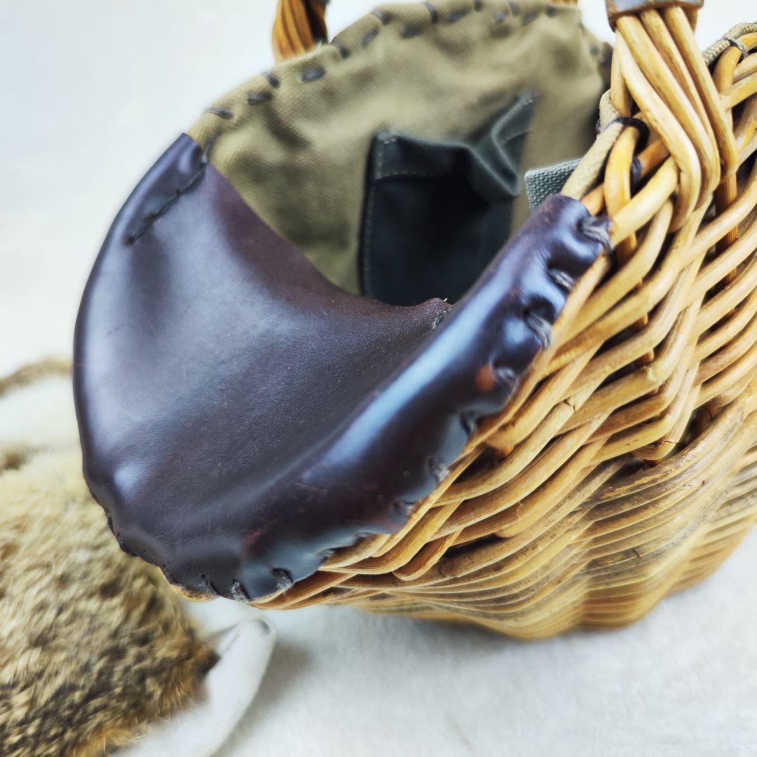 エバゴス カゴバッグ 扇型 レザー ラビットファー 鏡