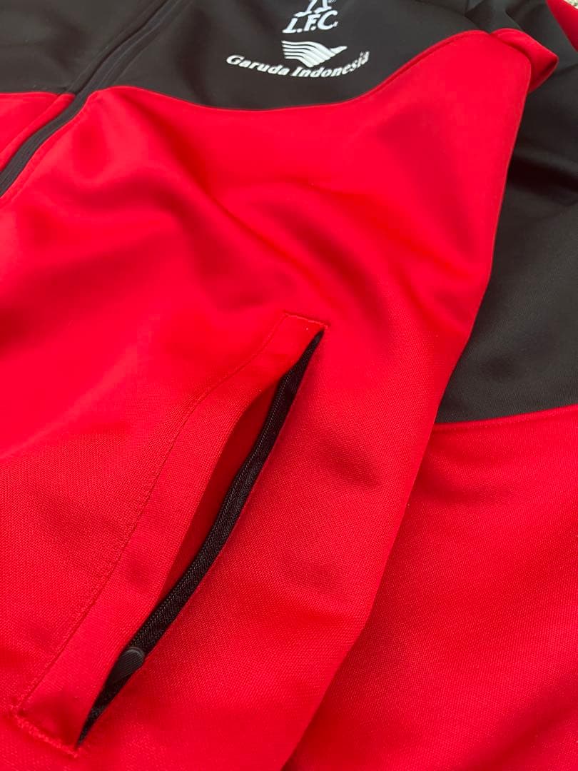 【希少美品】ニューバランス×リバプールFC トラックジャケットM