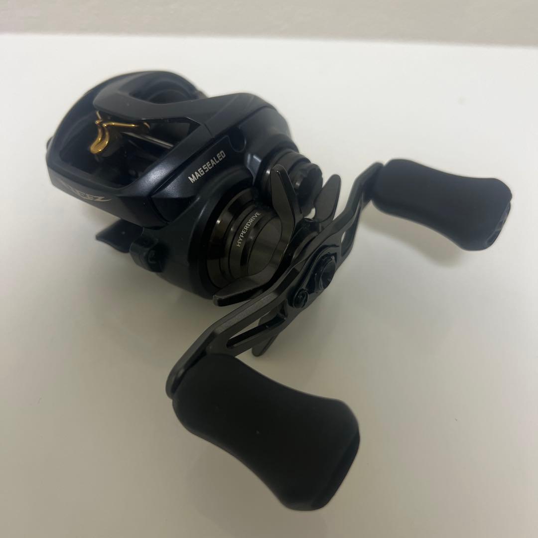 ダイワ スティーズ A2 1000XHL フィッシュマン ツララ シャウラ SV