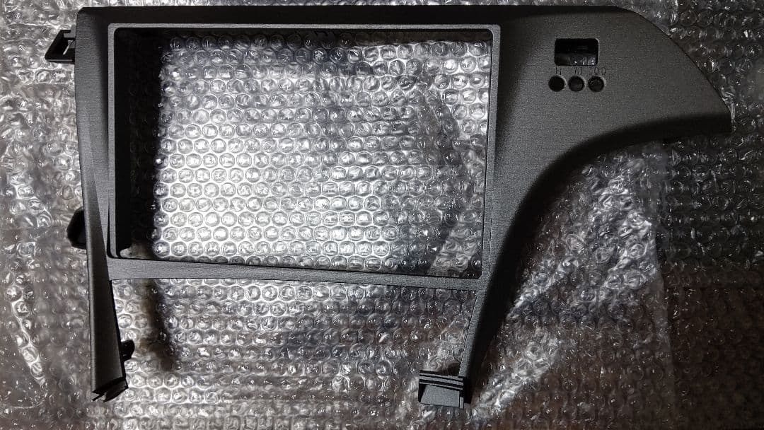 30プリウス ９インチナビパネル 貴重 未使用 在庫のみ！