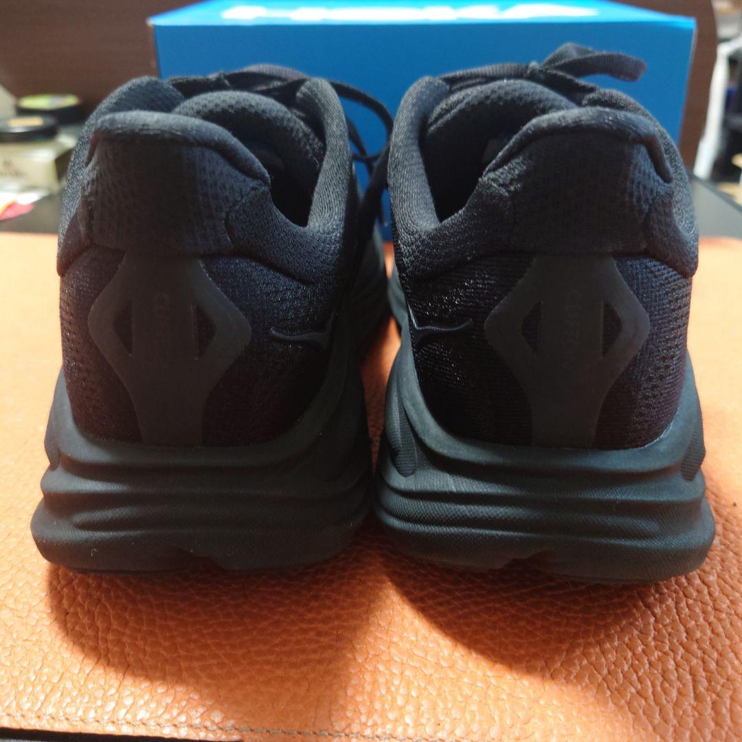 HOKA クリフトン10 ブラック