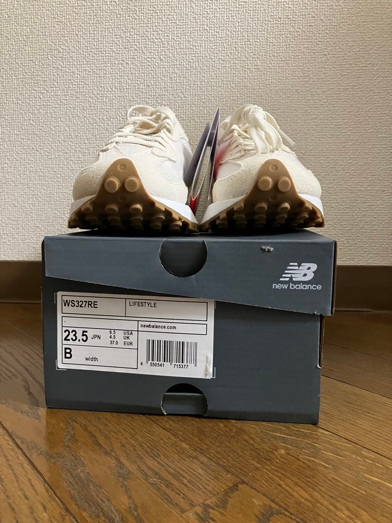 23.5cm ニューバランスWS327 ホワイト&ベージュカラー
