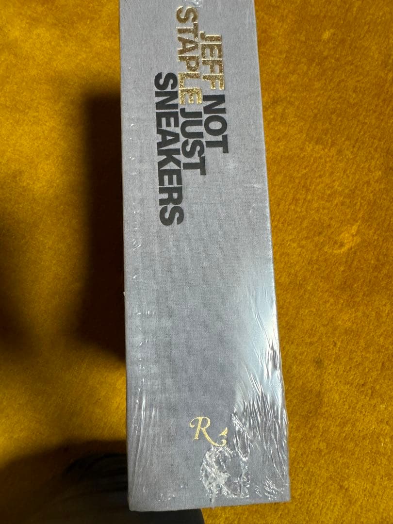 洋書 Jeff Staple Deluxe: Not Just Sneakers