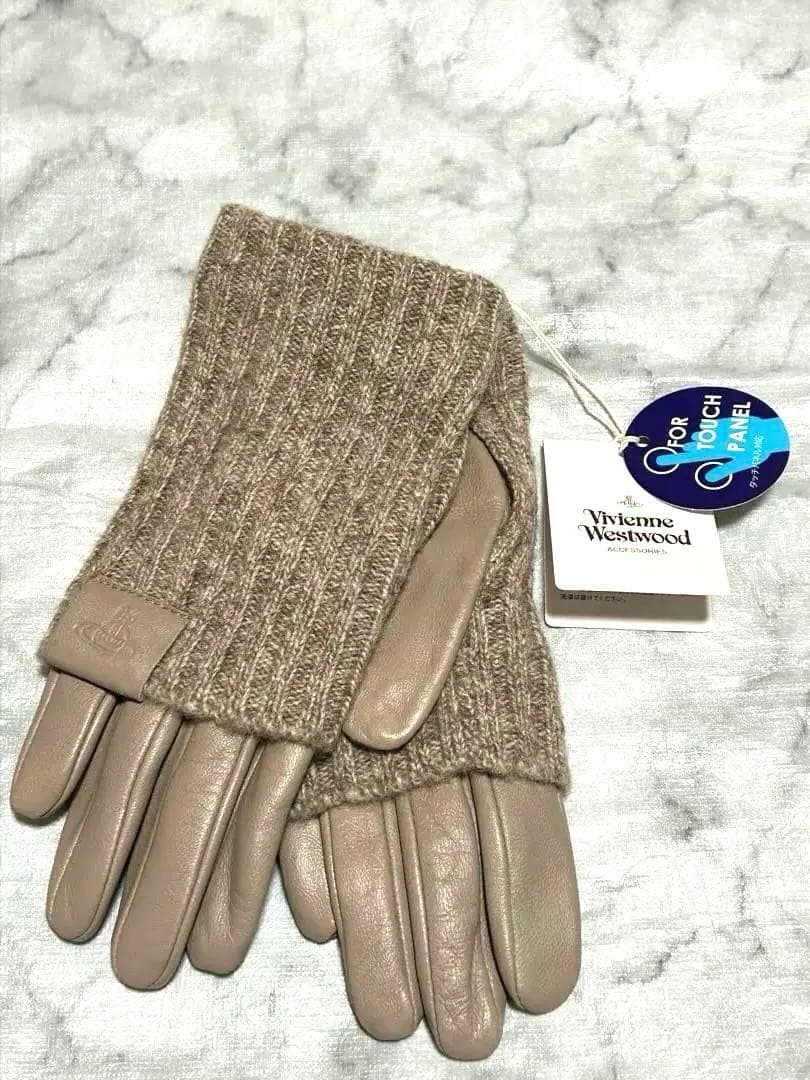 新品美品ヴィヴィアンウエストウッド羊革手袋 スマホ対応