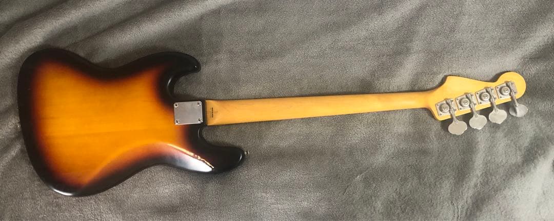 ベース Fender Japan JB62 Jazz Bass 3TS