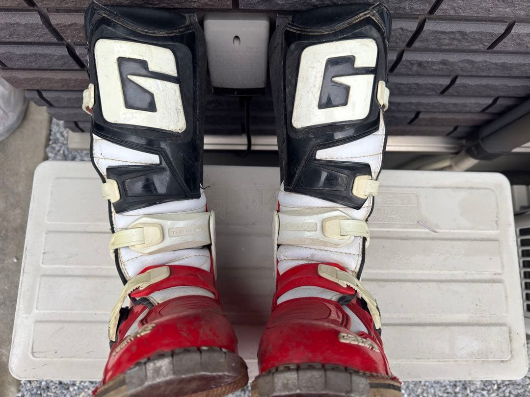 ガエルネ　ファストバック　オフロードブーツ