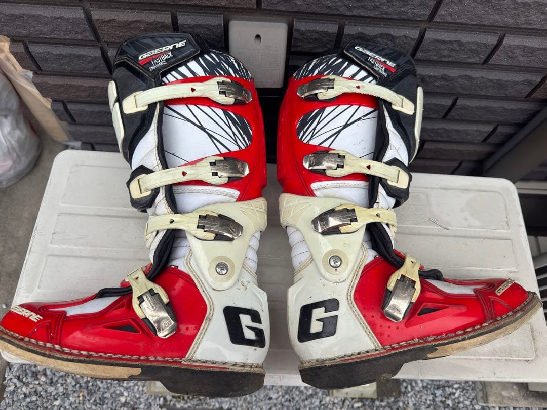 ガエルネ　ファストバック　オフロードブーツ