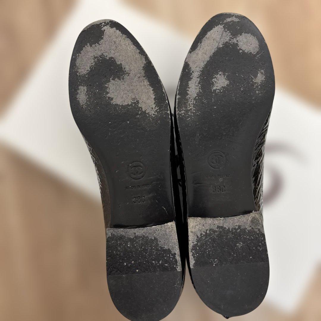 SHANEL エナメルフラットシューズ