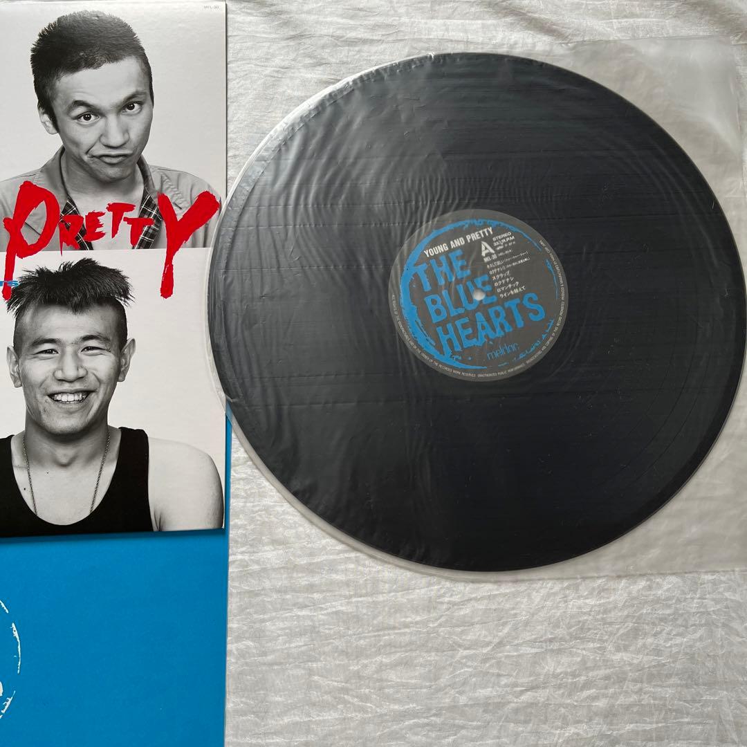 専用 THE BLUE HEARTS「YOUNG AND PRETTY」