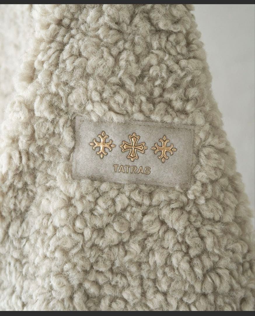 TATRAS ルエラ　ライトグレー　ボア　ダウン