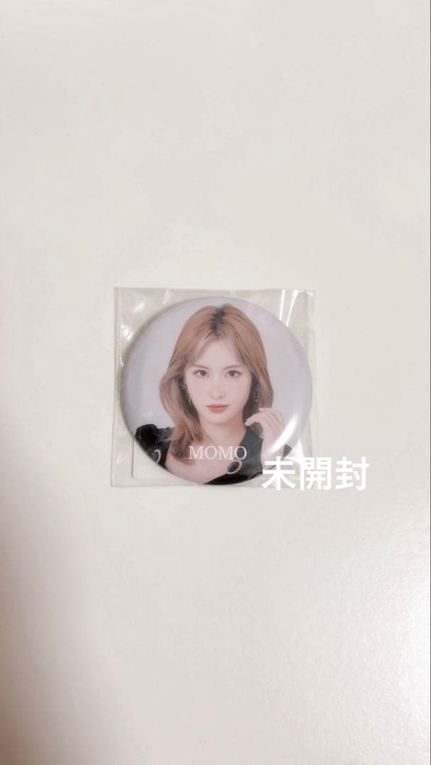 TWICEモモ　缶バッジ　ピンバッジセット