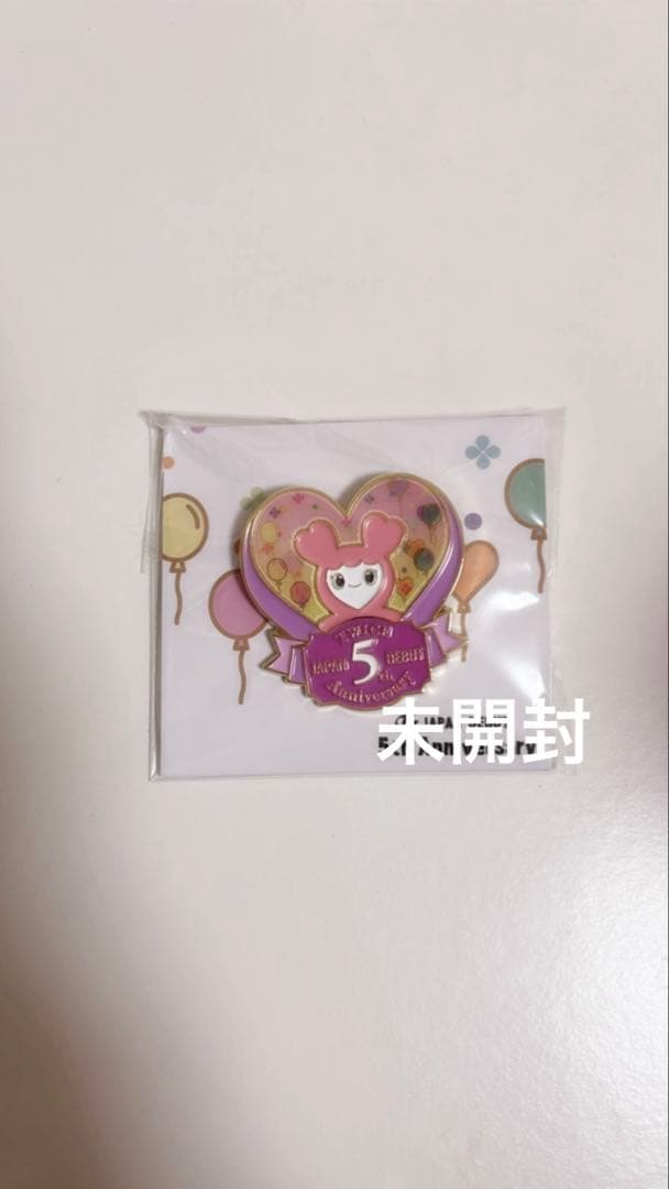 TWICEモモ　缶バッジ　ピンバッジセット