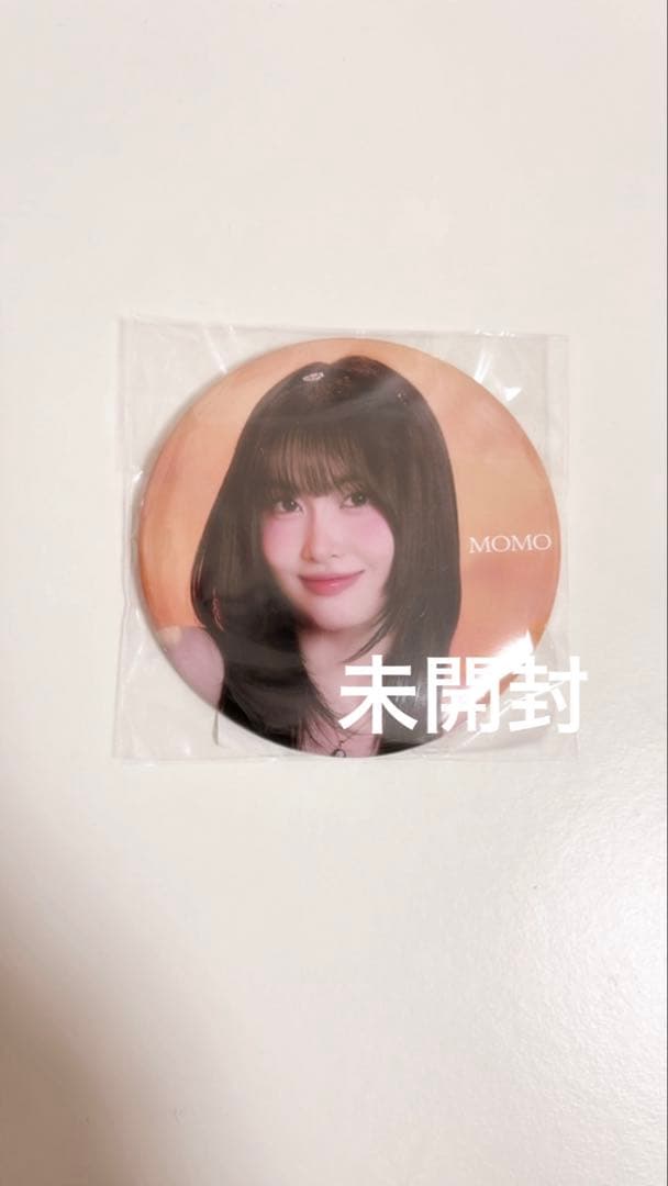 TWICEモモ　缶バッジ　ピンバッジセット