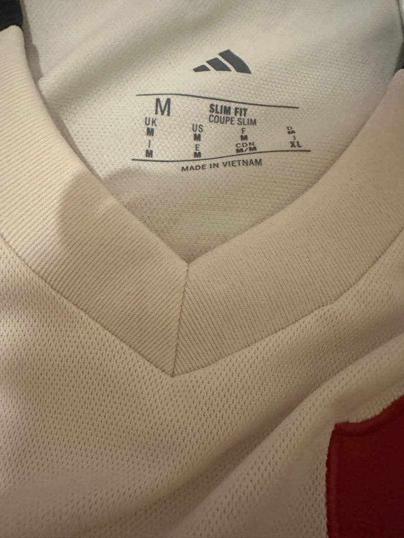 【新品未使用】リヴァプール25-26レプリカアウェイユニフォーム　ヴィルツ　CL