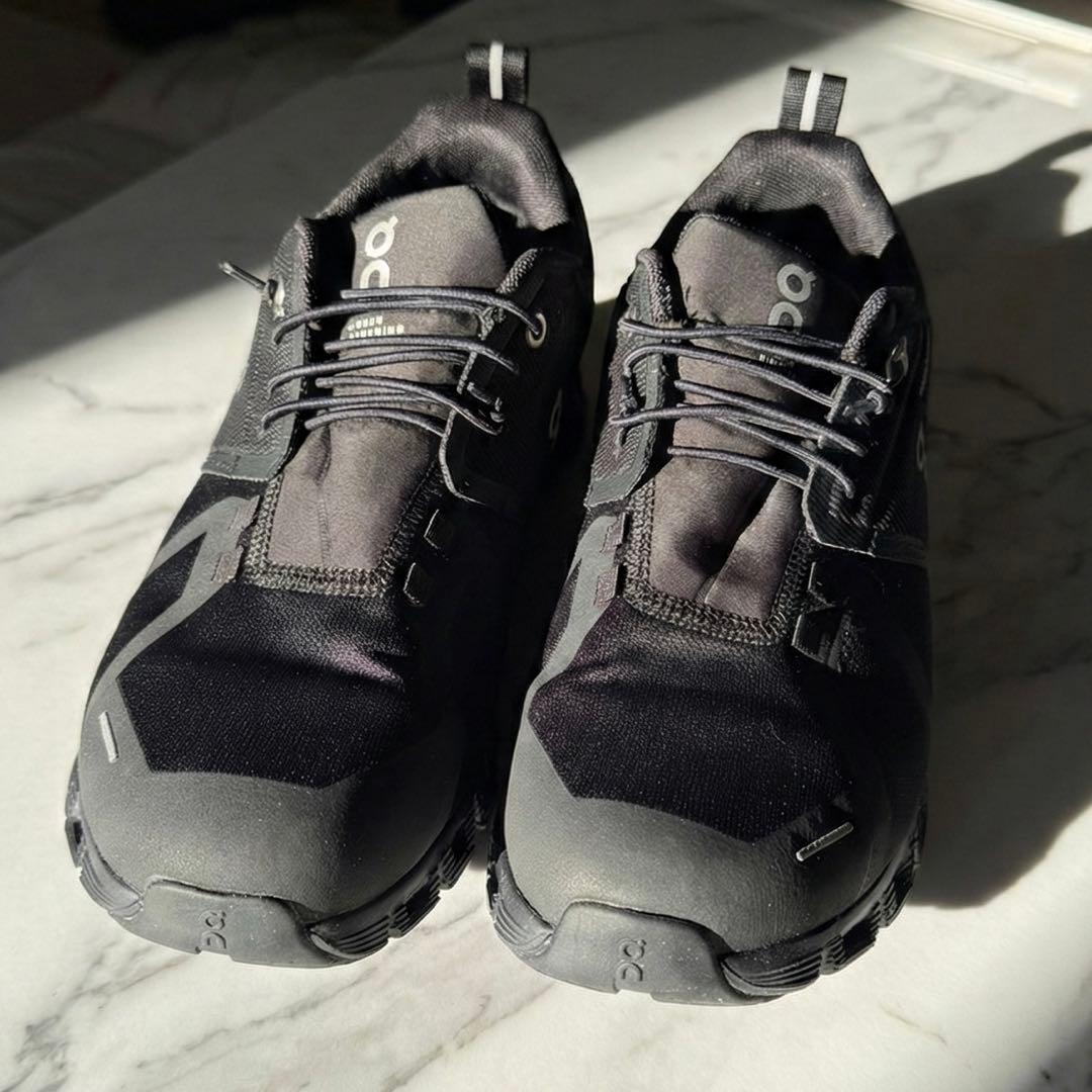 【超美品】On Cloud 5 Waterproofクラウド５ウォータープルーフ