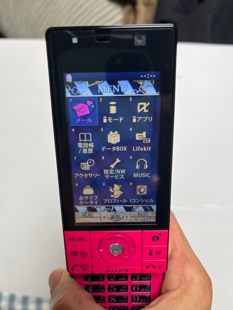 CECIL McBEEガラケー F-04C 平成ギャル