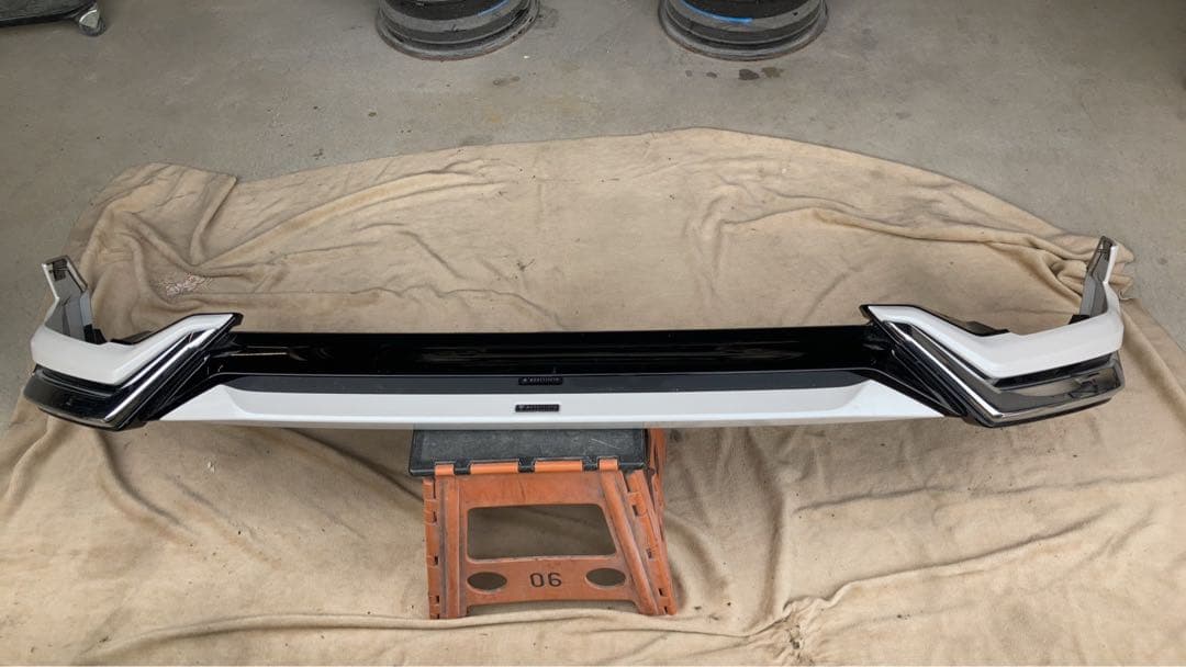 カローラクロス モデリスタエアロ フロント