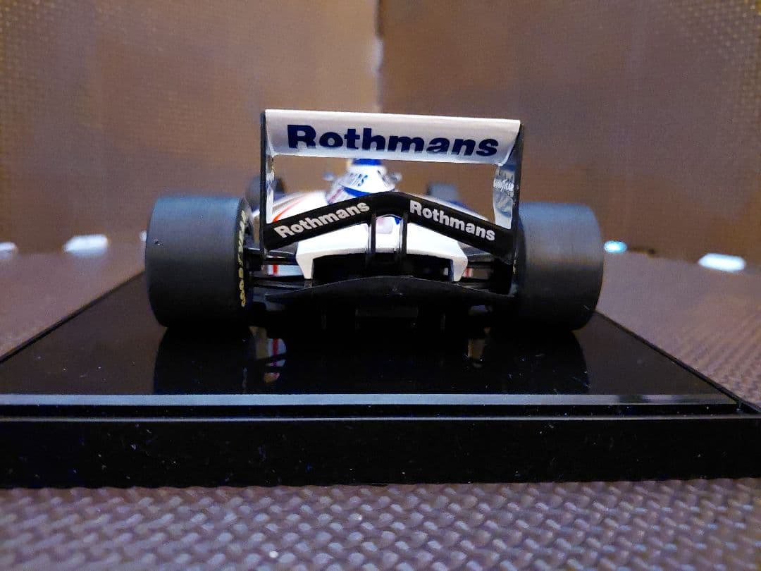 市村利行です。他の方は遠慮下さい FW16 A.セナ Rothmansロゴ