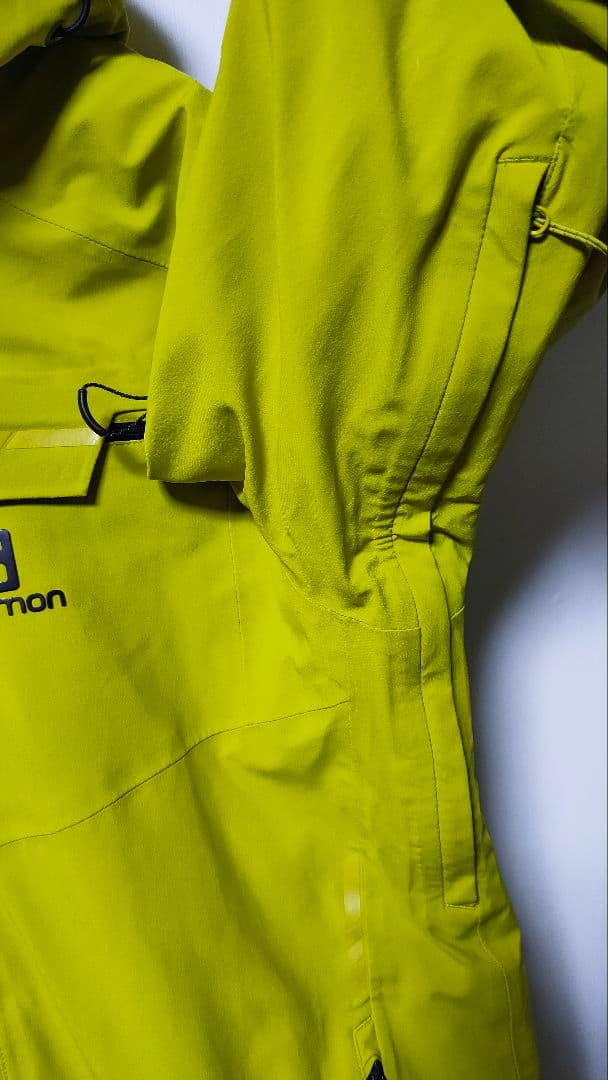 《サロモン SALOMON》スキーウェア 中綿 保温 雪山 ジャケット