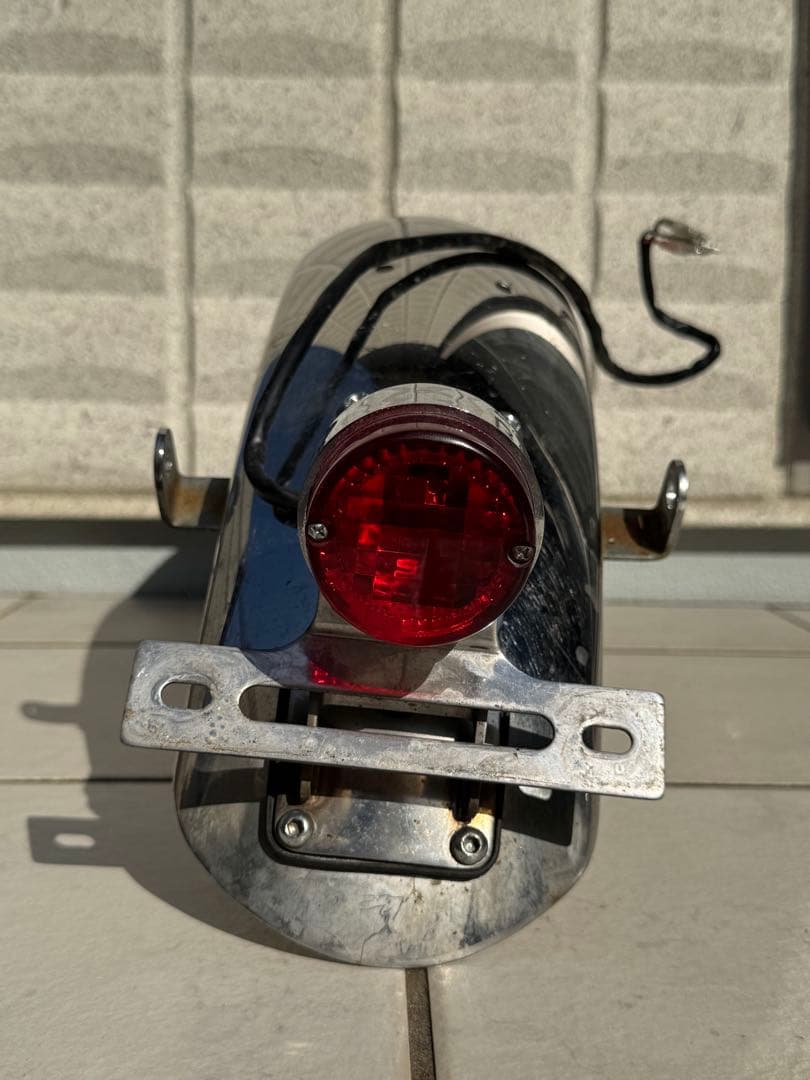SR400 リアフェンダー テールランプ付き