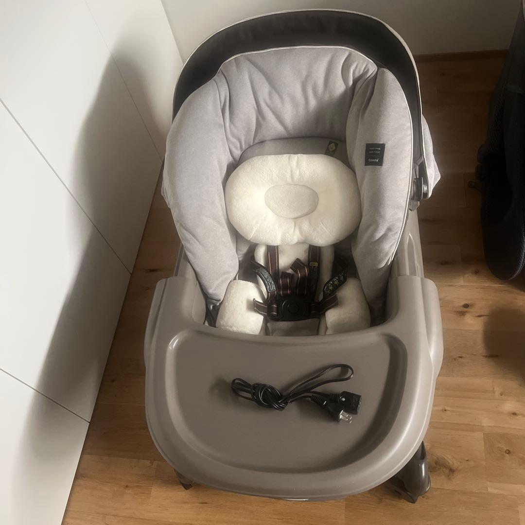 コンビ　ネムリラ　オートスウィングベッド