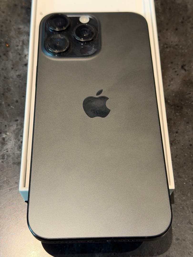 iPhone16ProMax 256GB Apple Store購入品