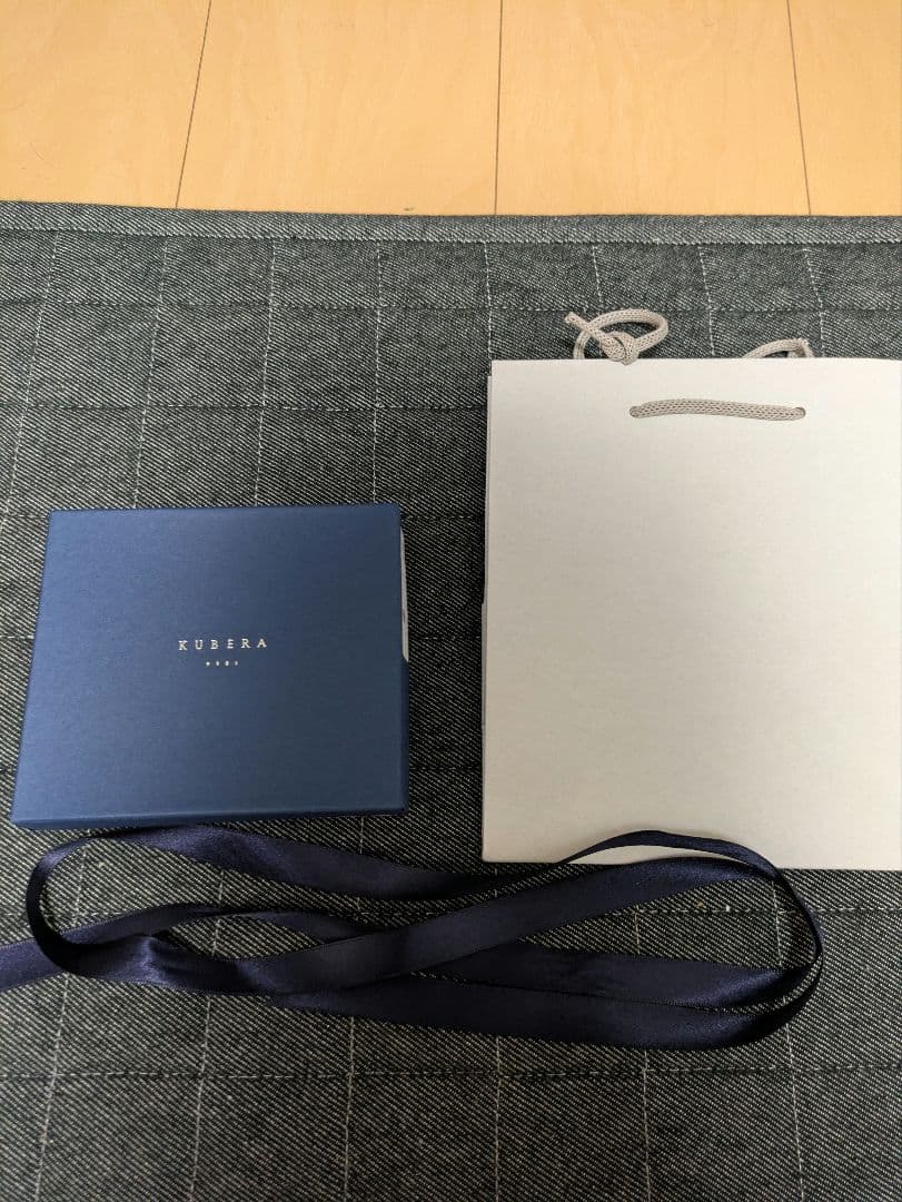 kubera9881 鮫革ラウンドジップウォレット　未使用品