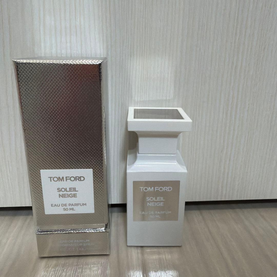 香水(ユニセックス) TOM FORD SOLEIL NEIGE Eau de Parfum 50ml