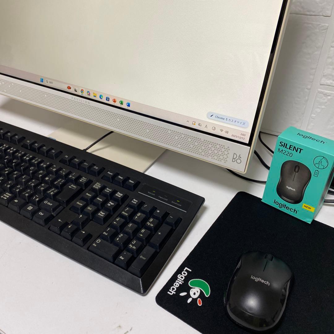 Windows11 オフィス付きCorei7 第7世代　美品HPデスクトップPC