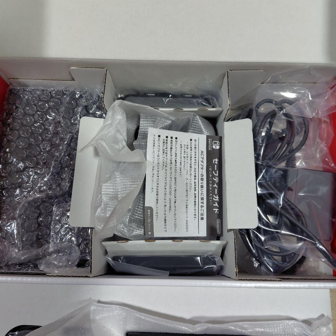 Nintendo Switch　グレー 本体 備品付き