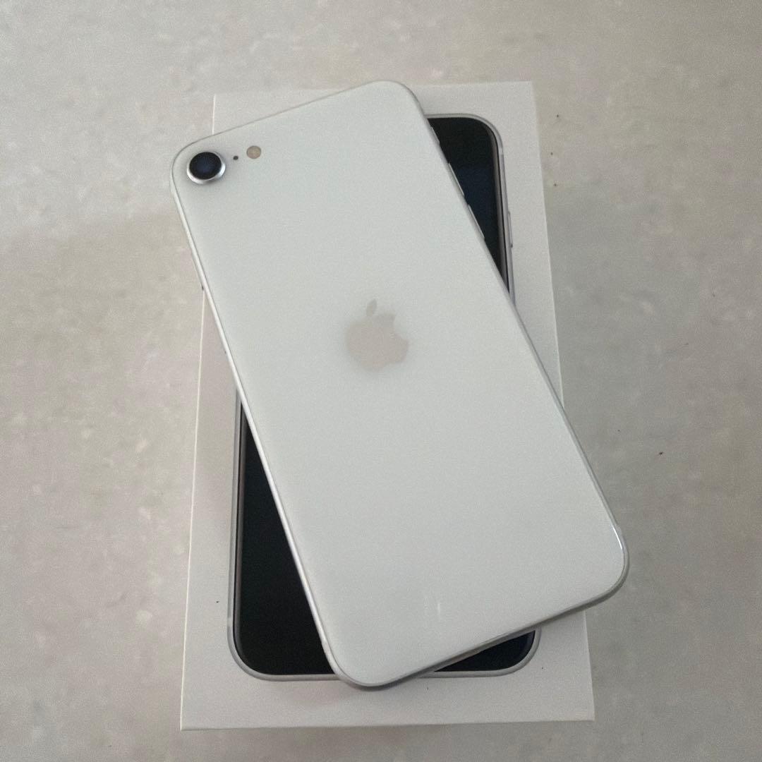 iPhone SE2ホワイト 64GB SIMフリージャンク品